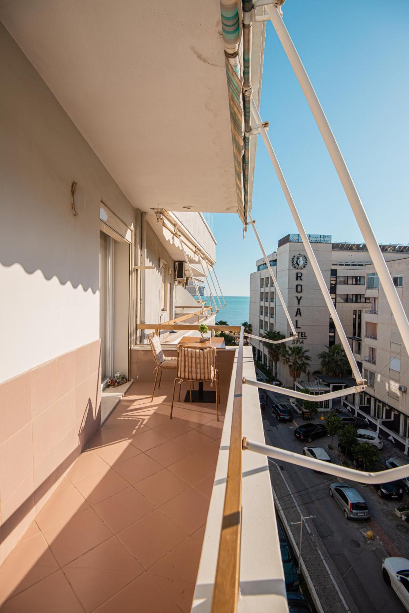 Vivi'S Seaside Apartment Durrës Kültér fotó